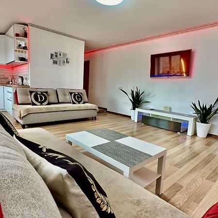 Neriesapartment No.2 Bedrooms Modern Suite In Centrum พาลังกา ภายนอก รูปภาพ