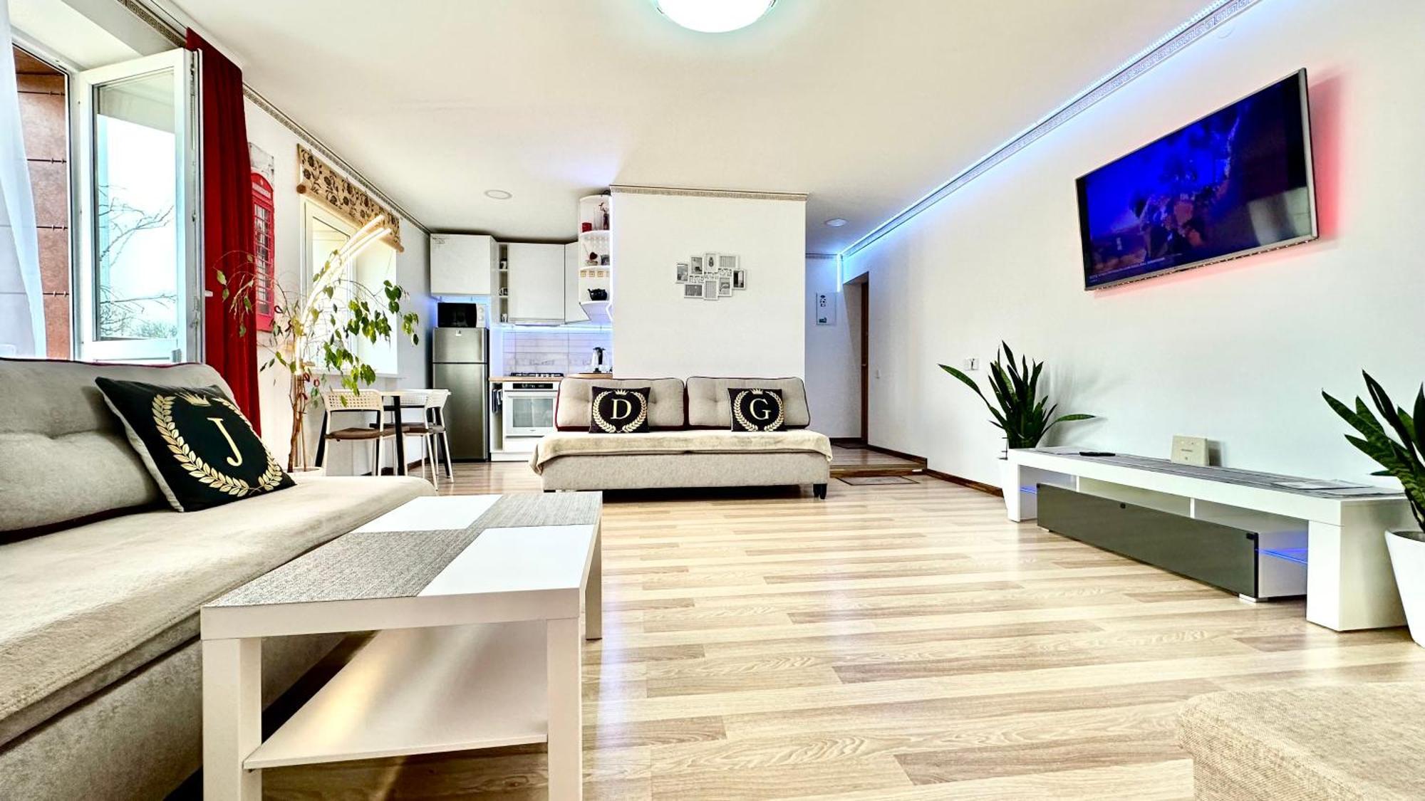 Neriesapartment No.2 Bedrooms Modern Suite In Centrum พาลังกา ภายนอก รูปภาพ