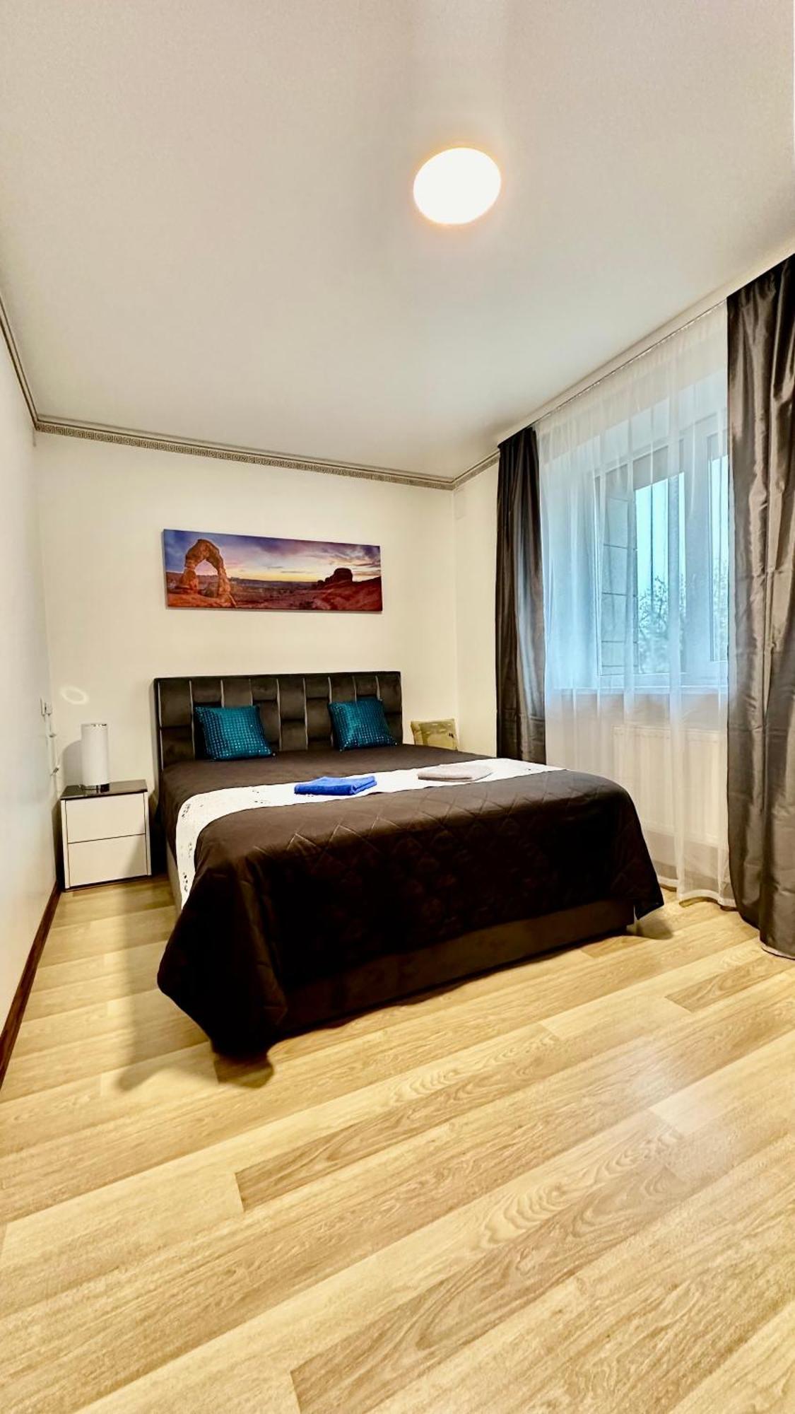 Neriesapartment No.2 Bedrooms Modern Suite In Centrum พาลังกา ภายนอก รูปภาพ