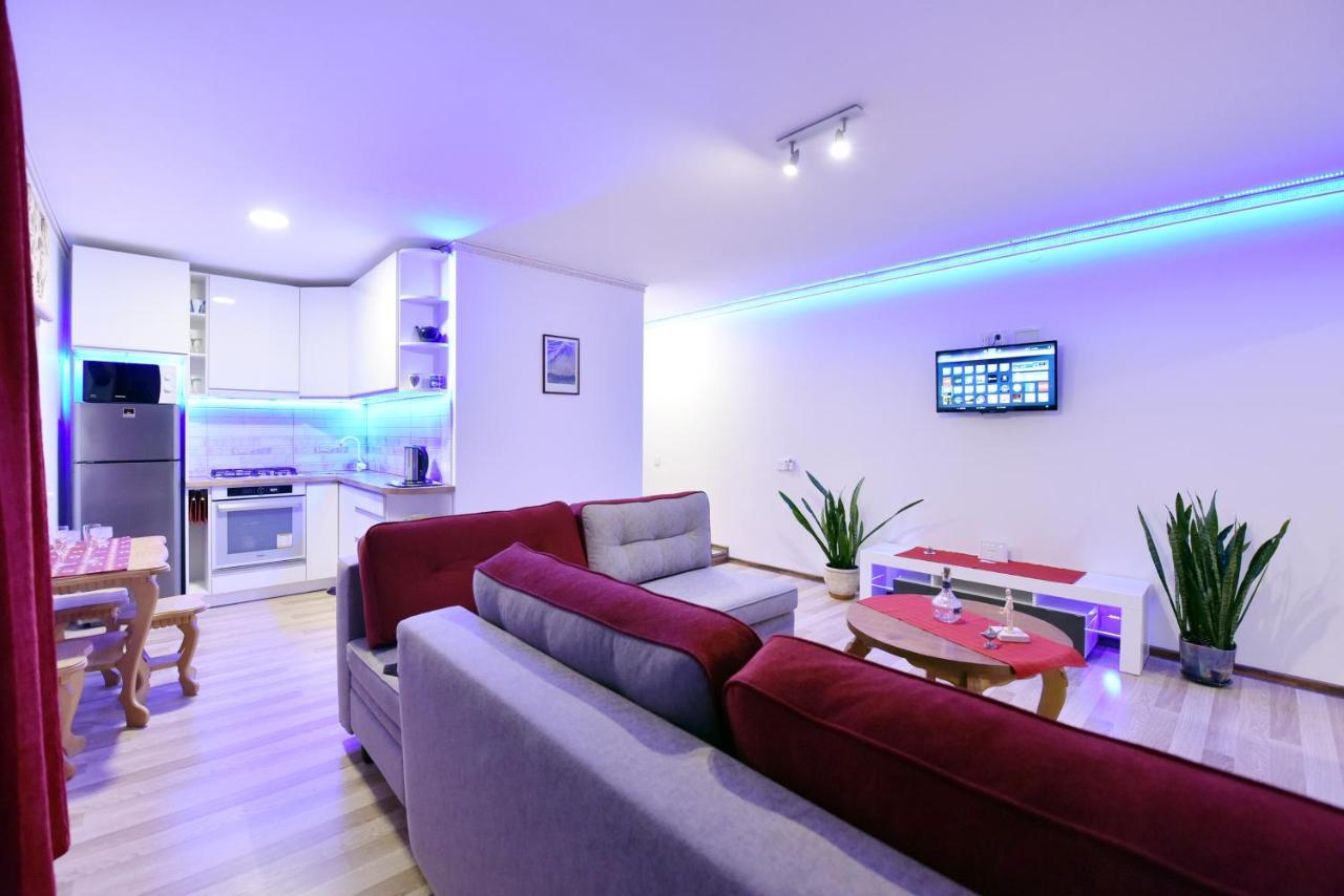 Neriesapartment No.2 Bedrooms Modern Suite In Centrum พาลังกา ภายนอก รูปภาพ