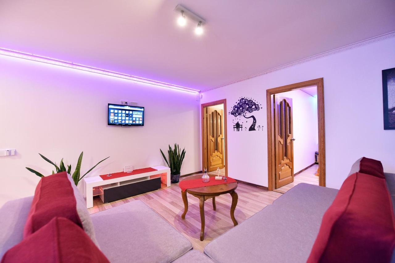 Neriesapartment No.2 Bedrooms Modern Suite In Centrum พาลังกา ภายนอก รูปภาพ